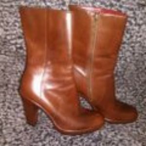 Tommy Hilfiger Round Toe Heeled Boots
